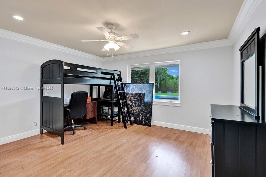 Building Photo - 5963 NW 75th Way