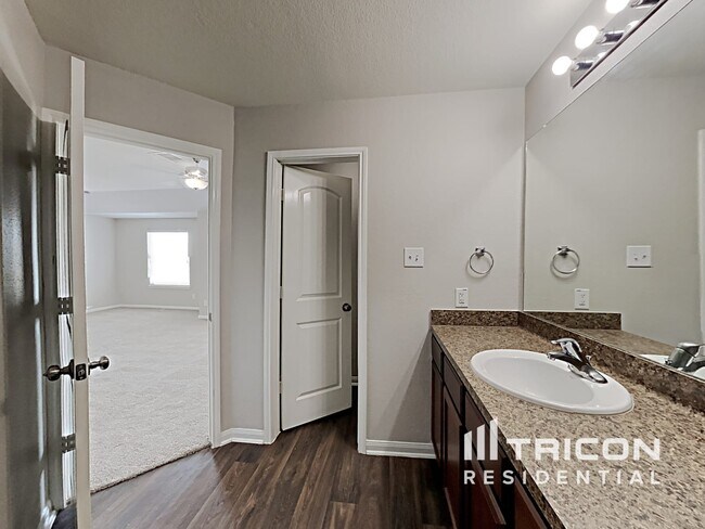 Building Photo - 24069 Wilde Dr