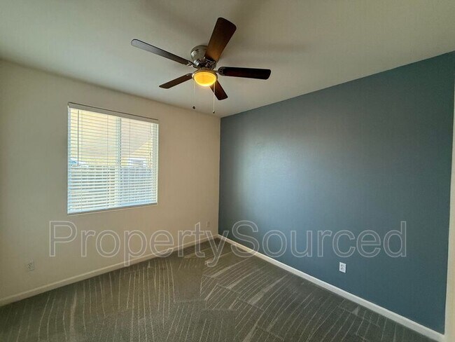 Building Photo - 333 Catmint St