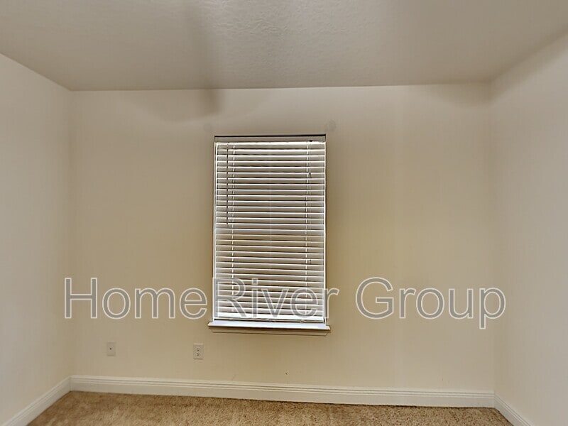 Building Photo - 8907 Hertford Cir
