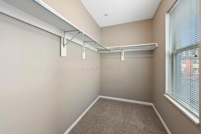 Building Photo - 35 Buttles Ave