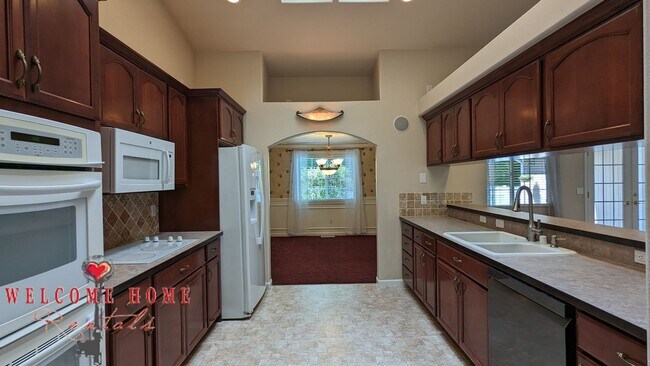 Building Photo - Greene - 2431