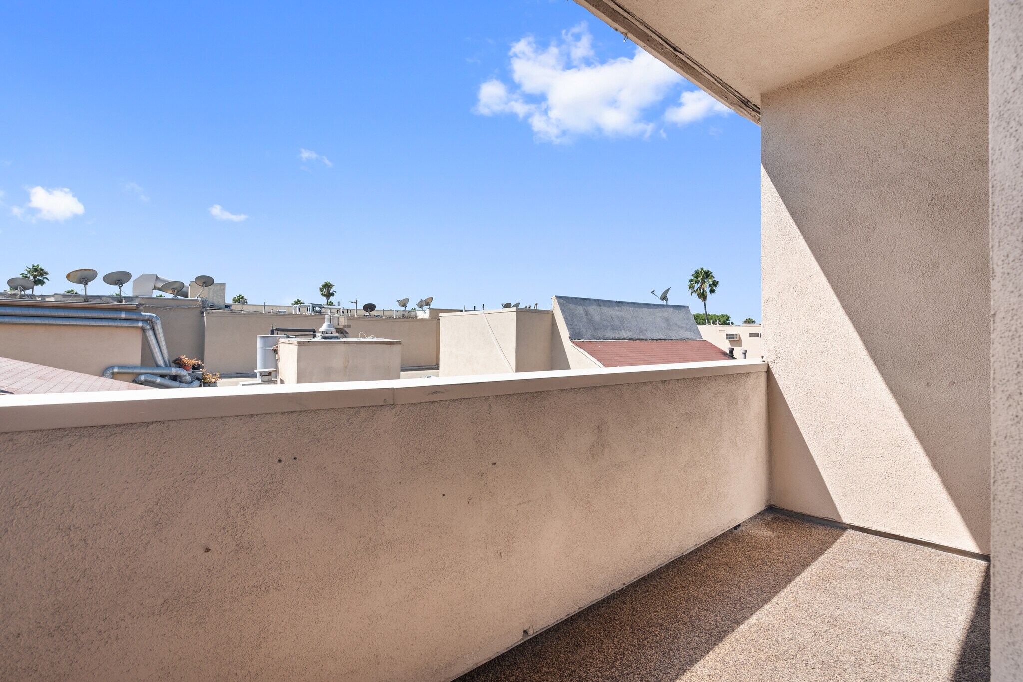 Building Photo - 1745 Camino Palmero St