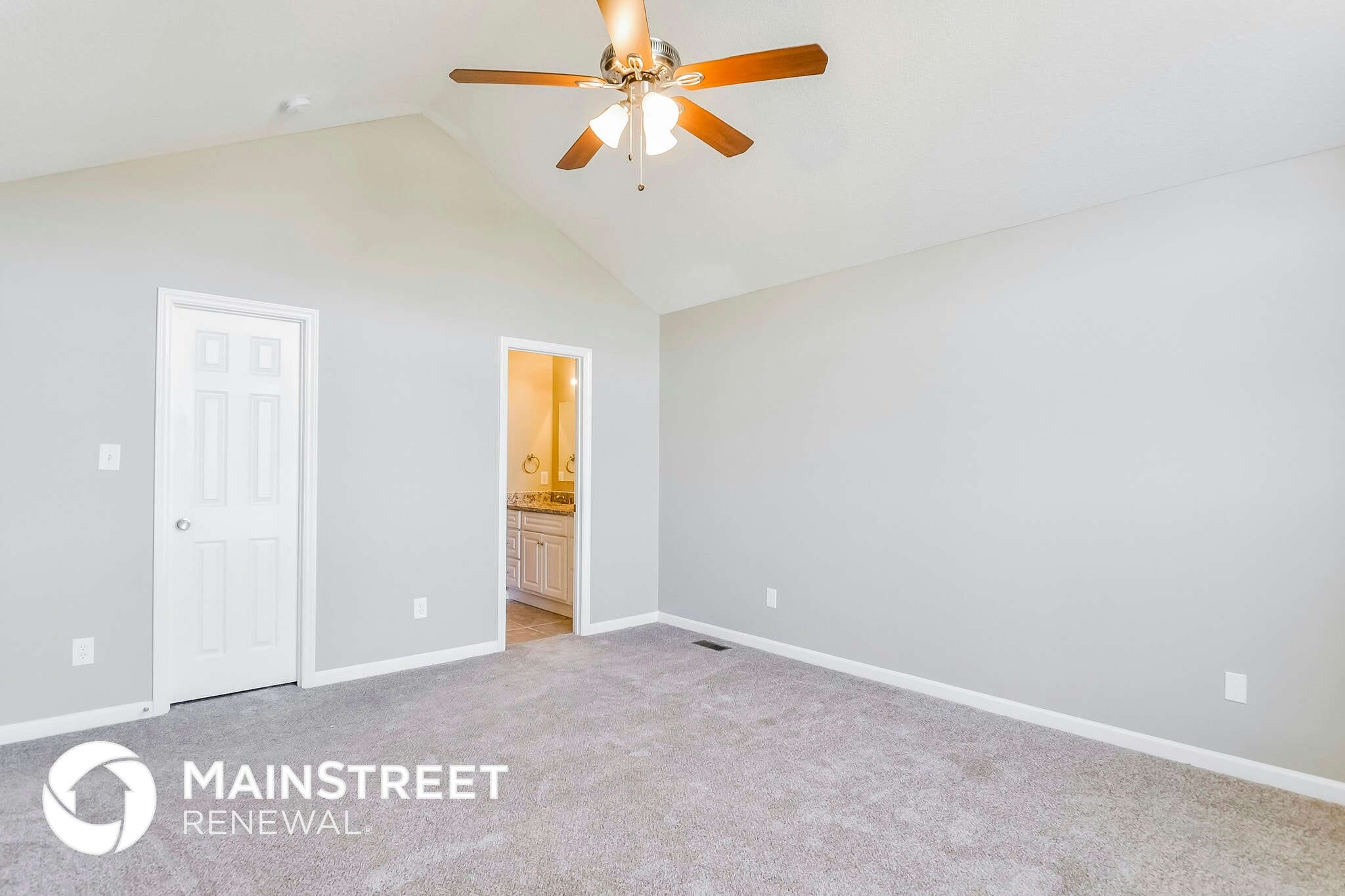 Building Photo - 142 Rosa Cir