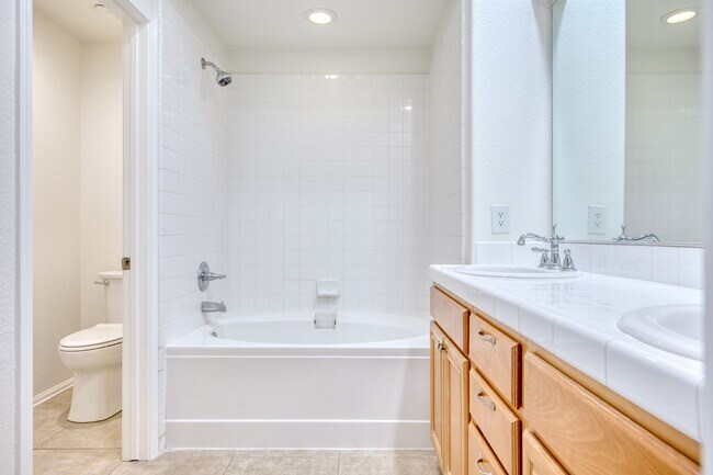 Building Photo - 4751 Via Altamira