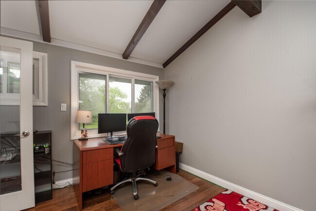 Building Photo - 4200 Dublin Rd