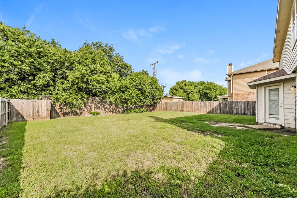 Building Photo - 7024 Lake Jackson Dr