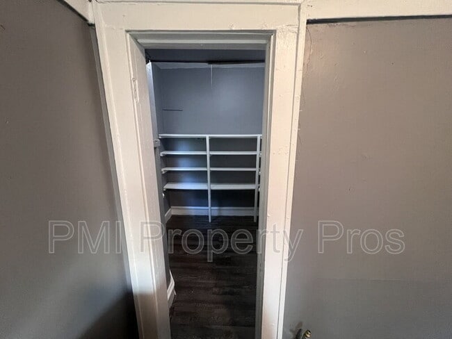 Building Photo - 1536 N 38th St