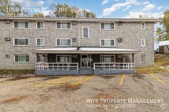 Building Photo - 2/2 Apartment in Desirable Columbia Heights