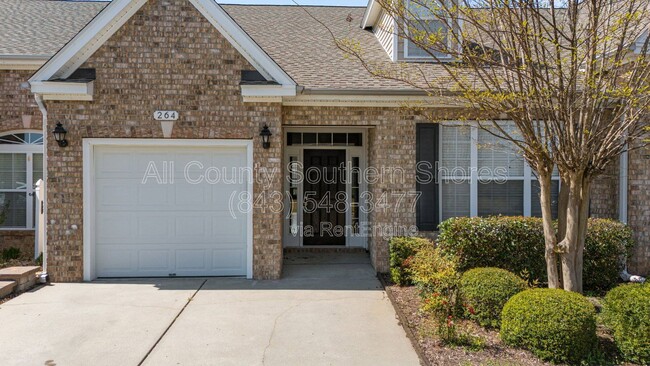 Building Photo - 264 Viareggio Road