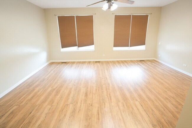 Building Photo - 518 Declaration Ln