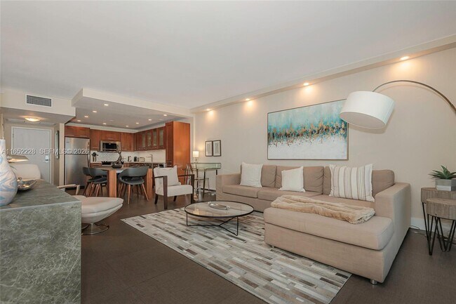 Building Photo - 2301 Collins Ave