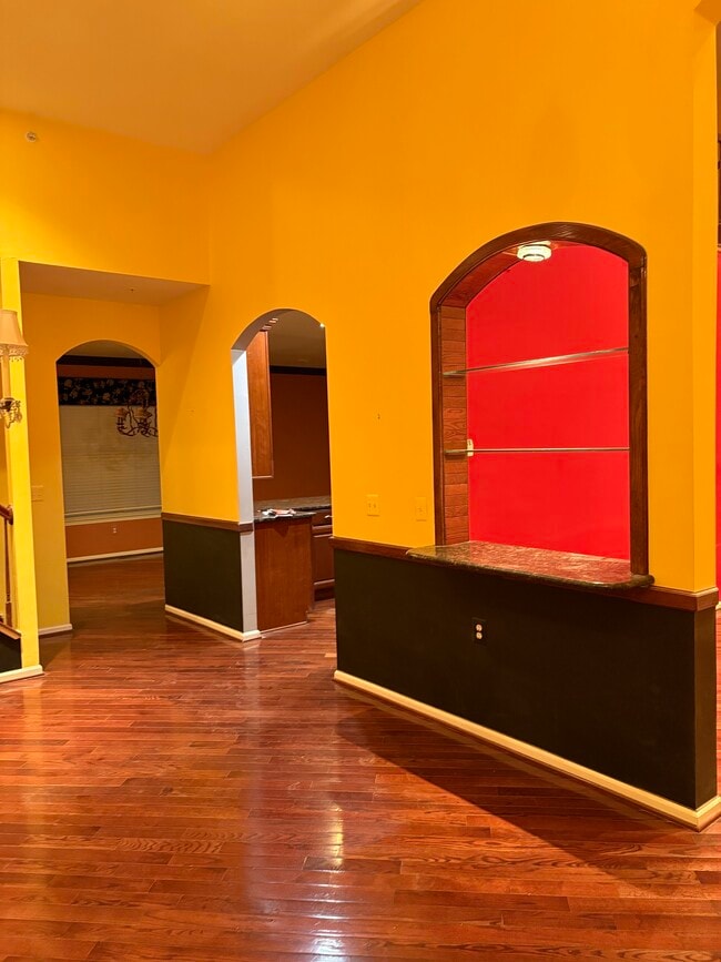 Building Photo - 950 Nathaniel Trail