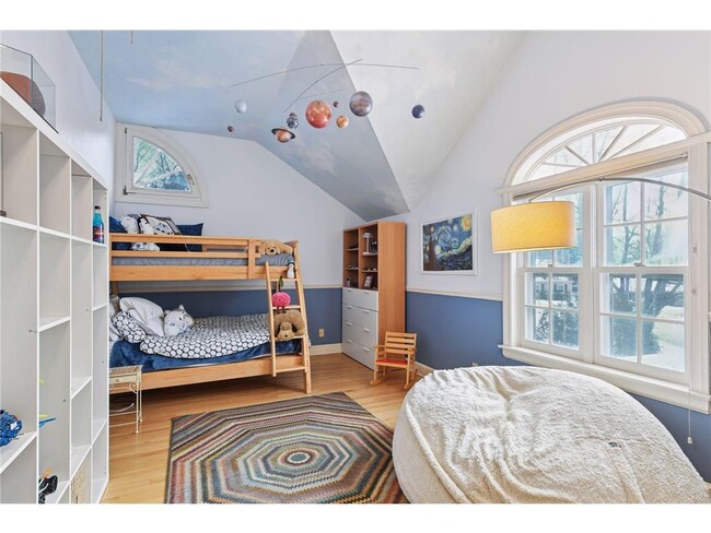 Building Photo - 3 Edina Ct