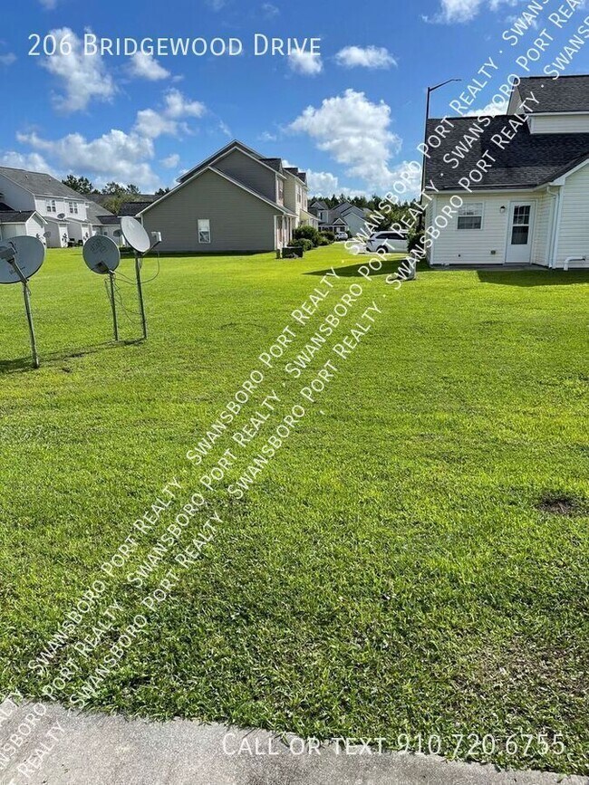 Building Photo - 206 Bridgewood Dr