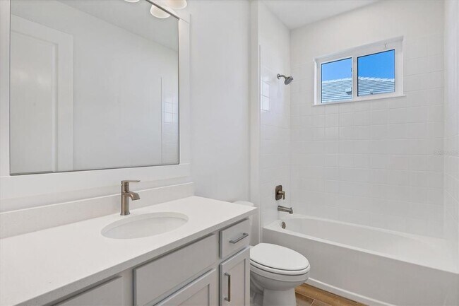 Building Photo - 1019 Waterline Ct