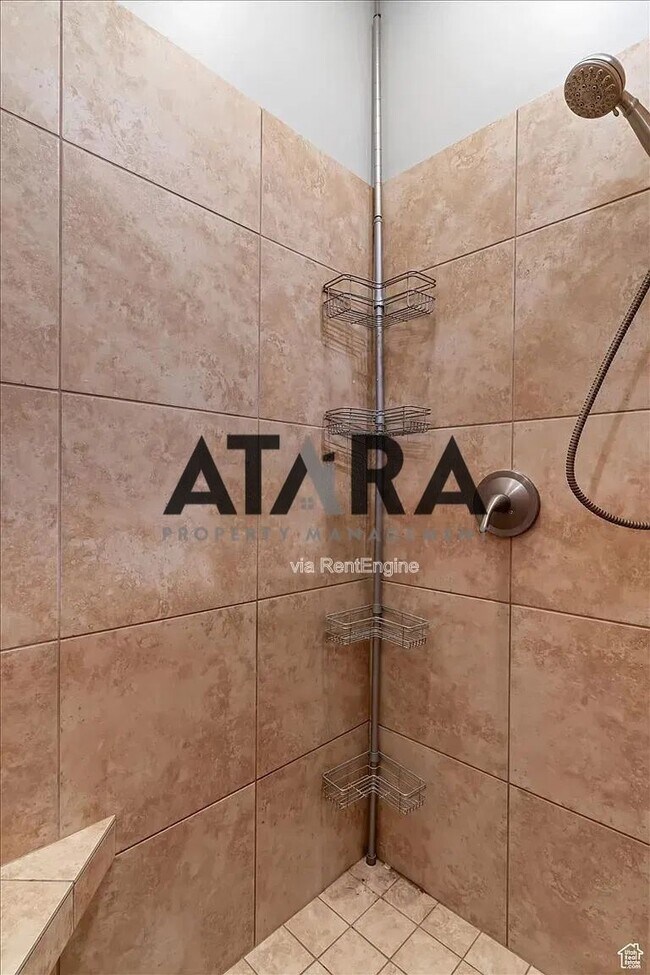 Building Photo - 154 W 1100 N