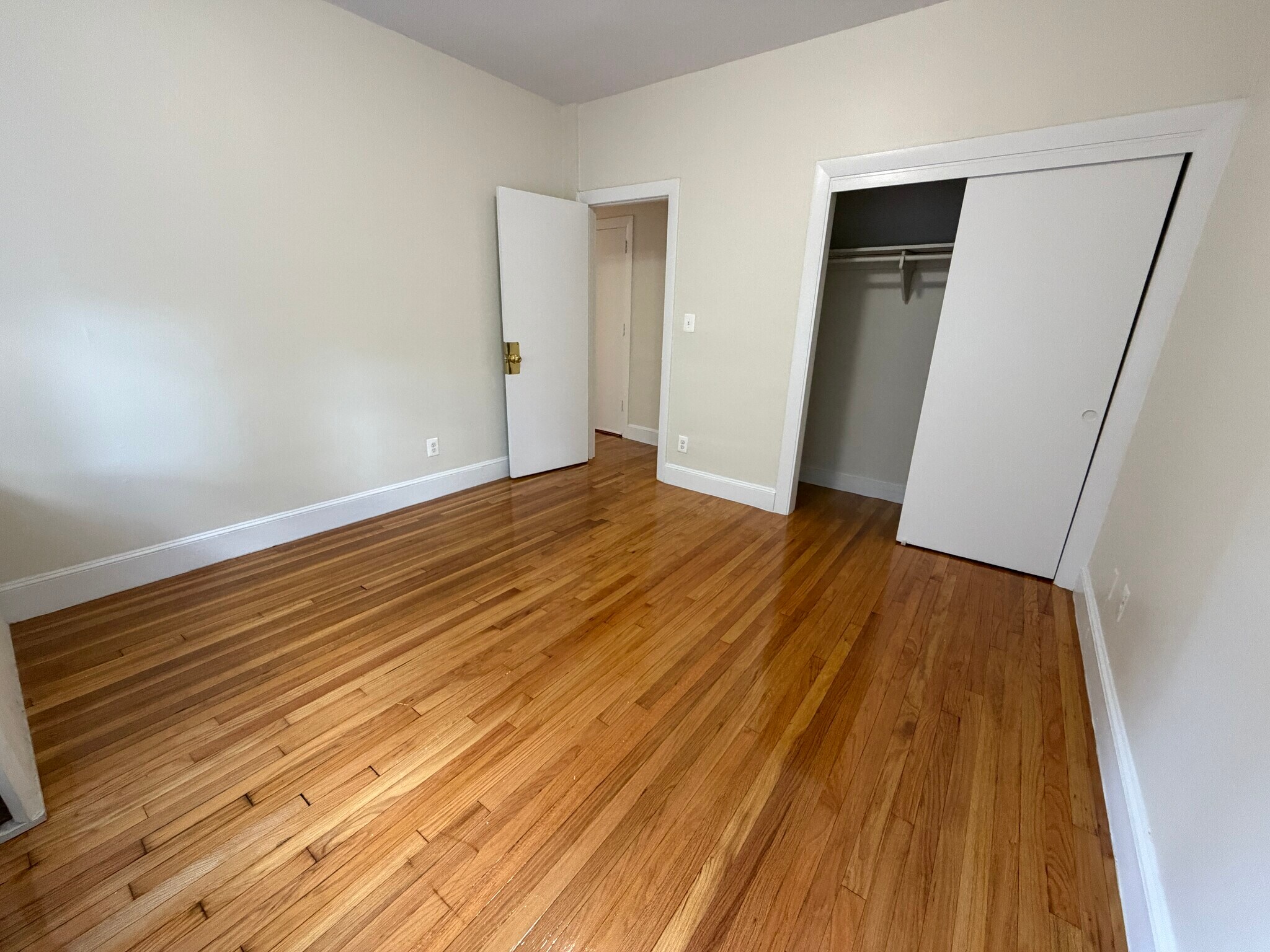 Building Photo - 306 Tappan St