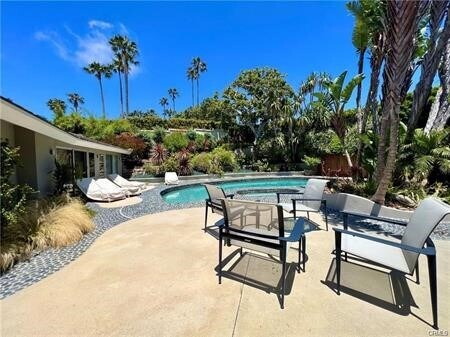 Building Photo - 2490 Monaco Dr