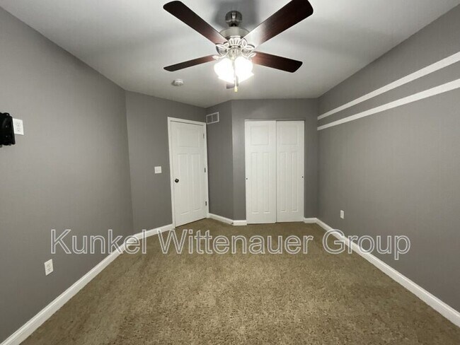 Building Photo - 2711 London Ln