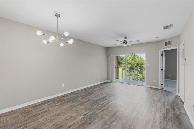 Building Photo - 522 Villa Del Sol Cir