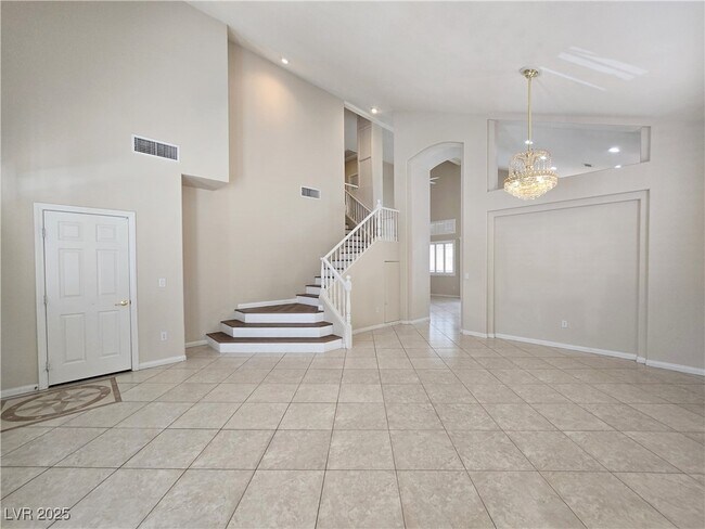 Building Photo - 200 Tayman Park Ave