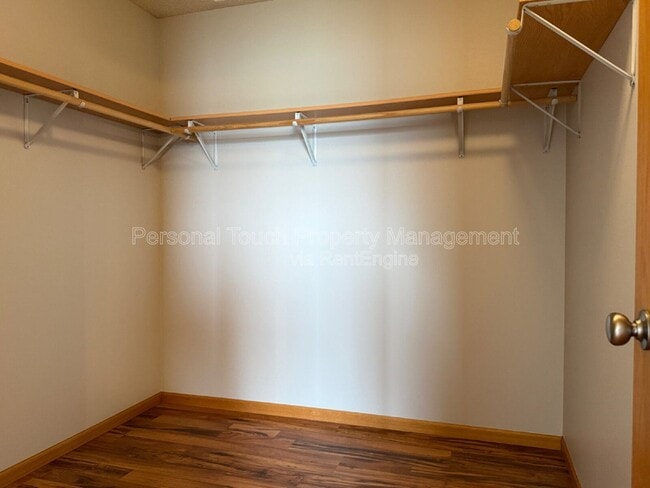 Building Photo - 1143 39th Ave S