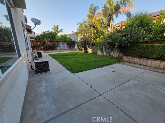 Building Photo - 7853 La Tour Ct