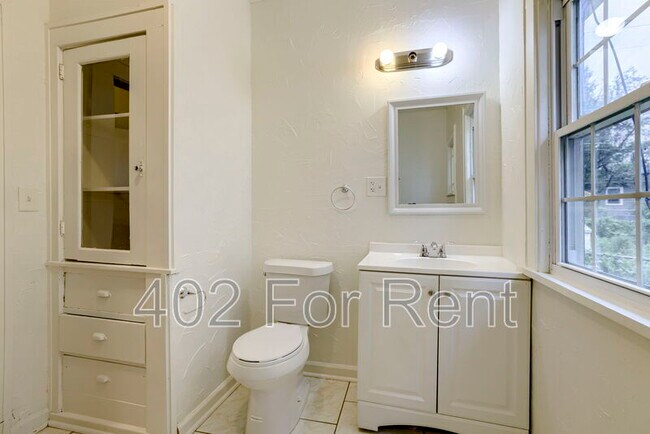Building Photo - 2516 N 48th St
