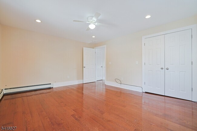 Building Photo - 58 Prospect St