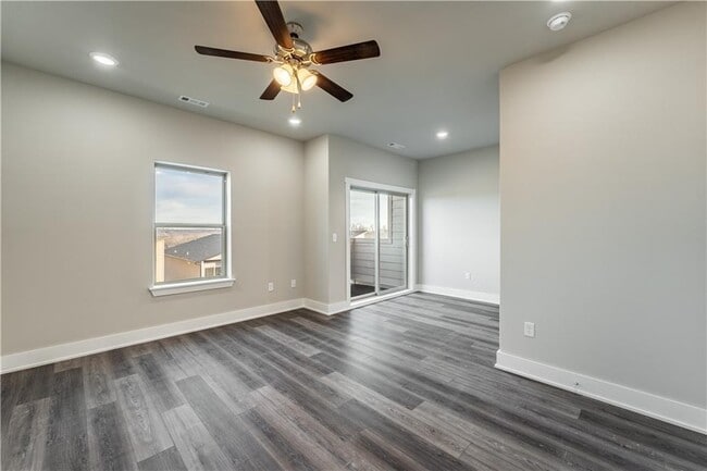 Building Photo - 2235 W Million Ln