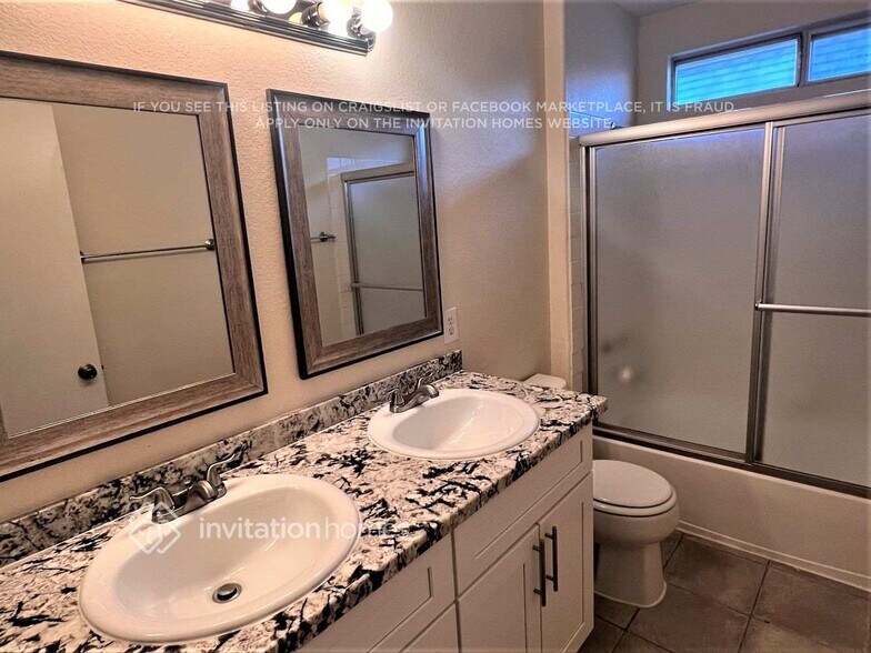 Building Photo - 7563 Fairland Ct
