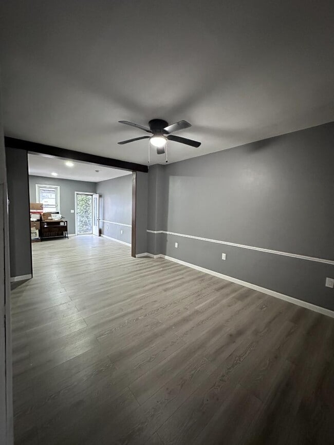 Building Photo - 81 Ashley St