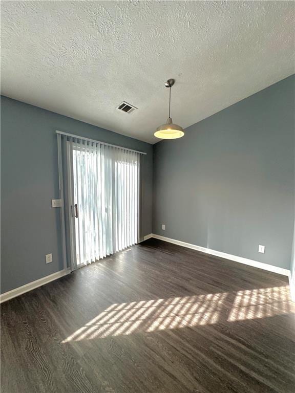 Building Photo - 4885 Streamside Dr