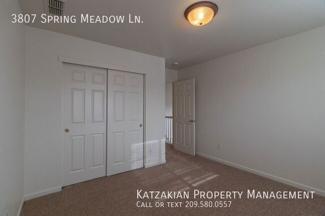 Building Photo - 3807 Spring Meadow Ln