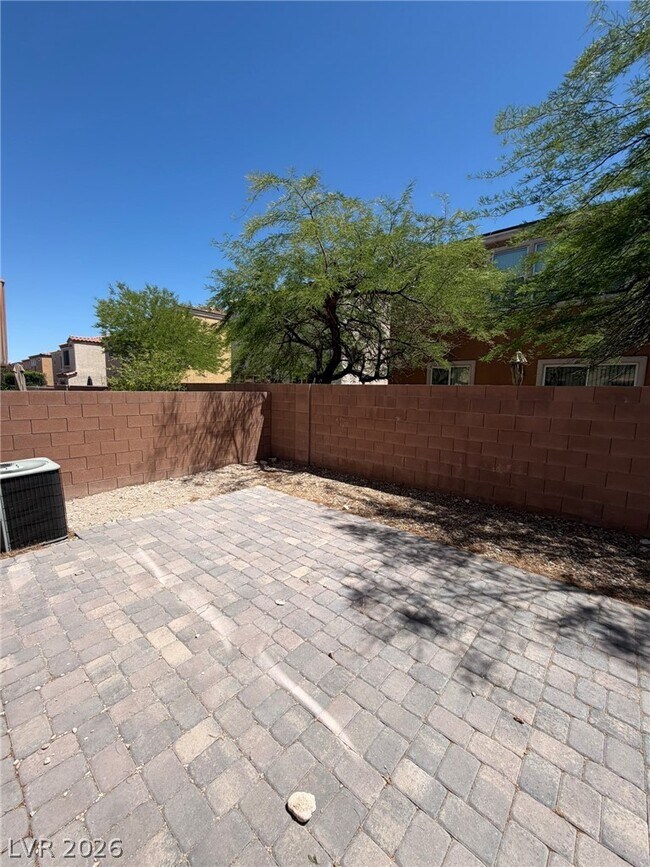 Building Photo - 7969 Valladolid Ave