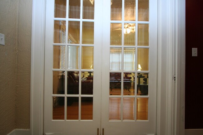 Building Photo - 233 Garfield Ave SW