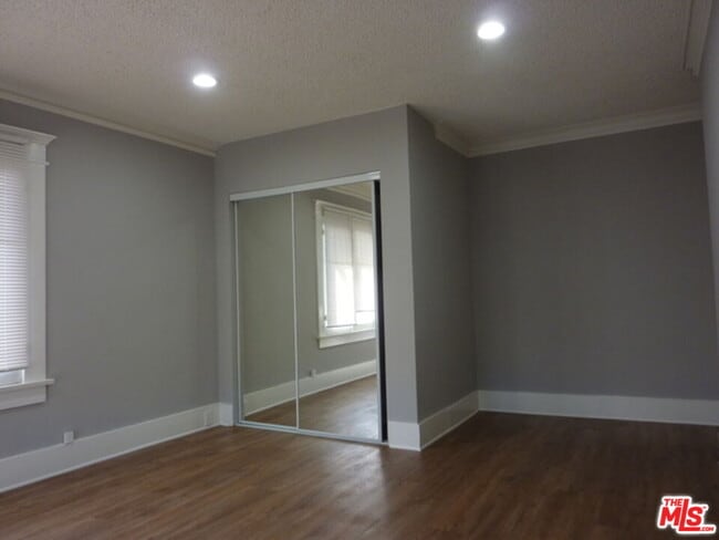 Building Photo - 1330 Crenshaw Blvd