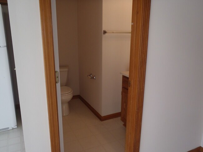 Building Photo - 4006 Beacon Hill Ct