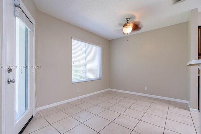 Building Photo - 815 Boynton Beach Blvd