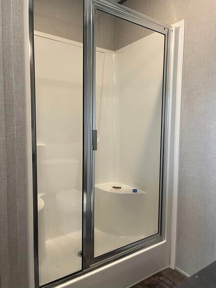 Building Photo - 117 Peggy St