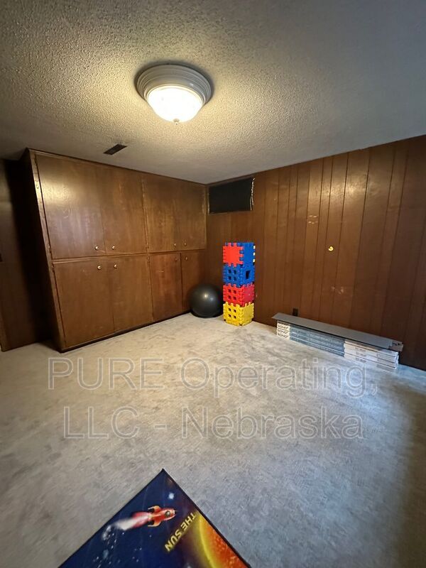 Building Photo - 12904 Marcy St