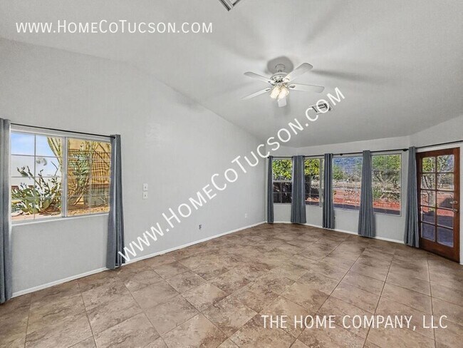 Building Photo - 12690 N Bandanna Way