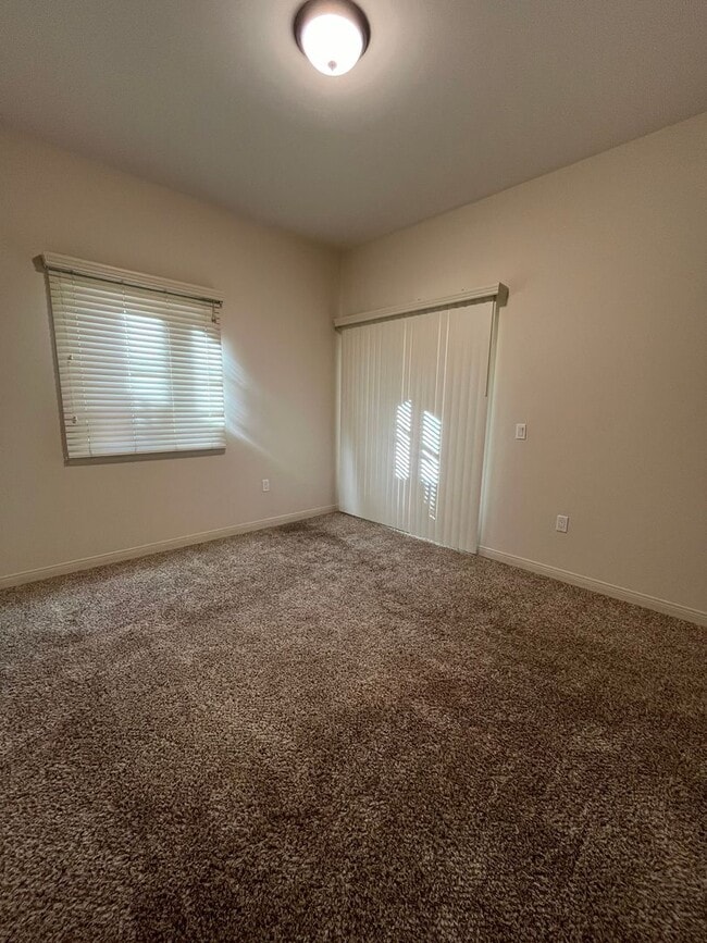 Building Photo - 3880 State St