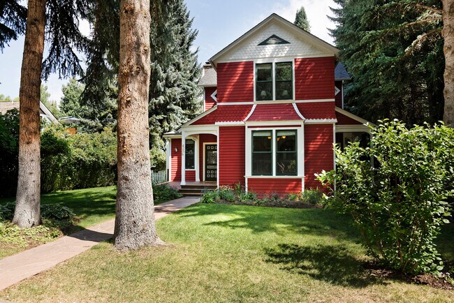 Building Photo - 420 W Francis St