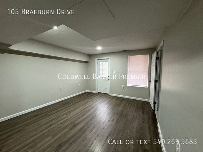 Building Photo - 105 Braeburn Dr