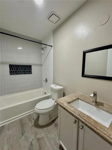 Building Photo - 6372 Wedgeview Dr