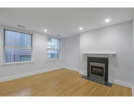 Building Photo - 140 Boylston St
