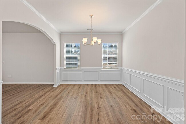 Building Photo - 1423 Caracara Ct