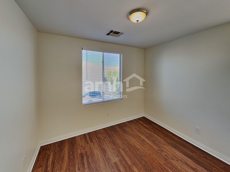 Building Photo - 7960 Imperial Treasure St